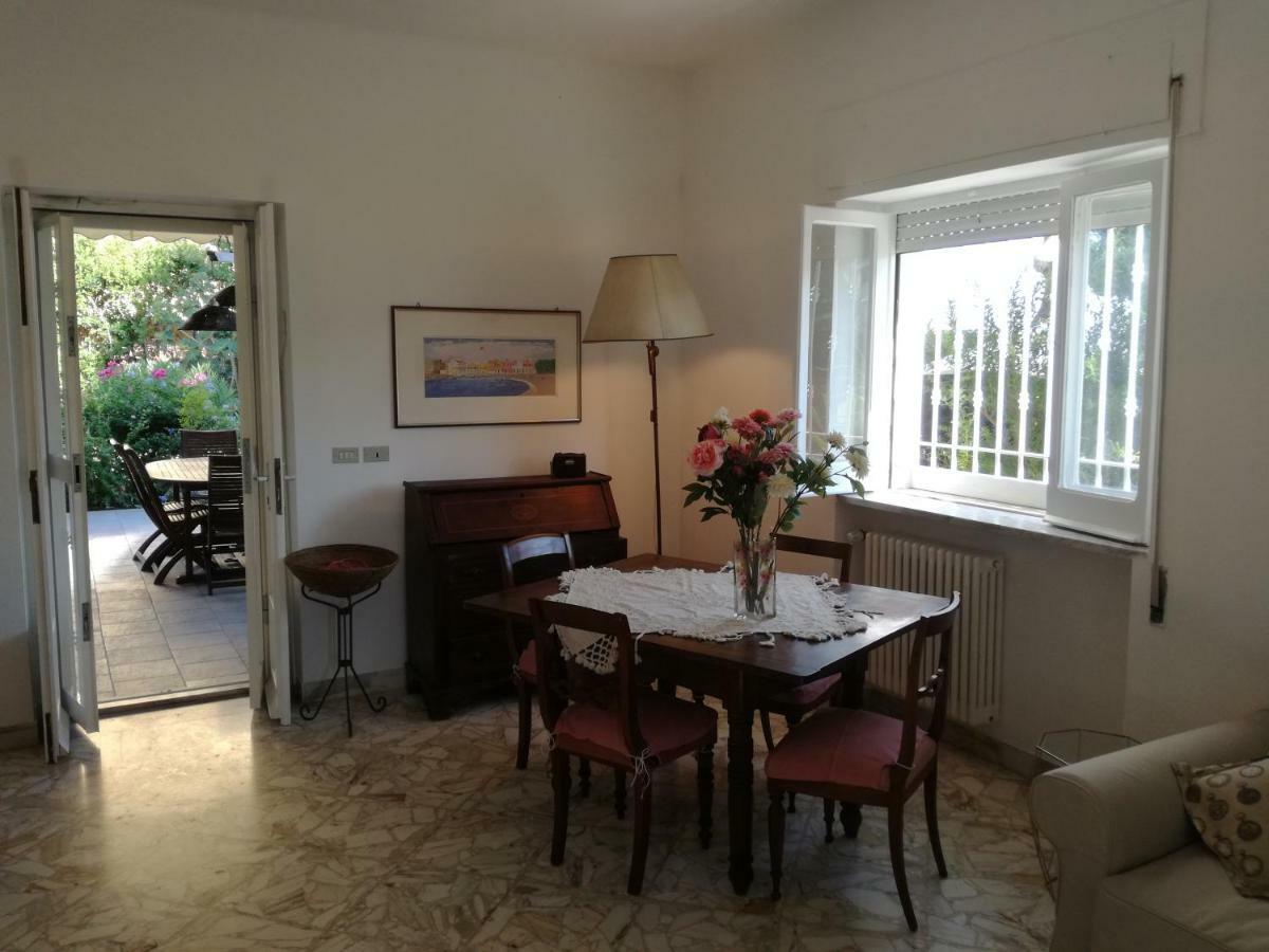 Villa Mariolina Guest House Бари Екстериор снимка